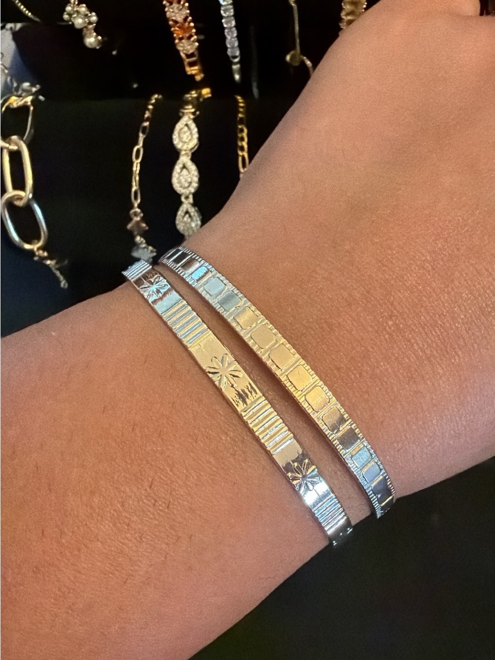 Gold Tone Floral Engraved Bangle Bracelet